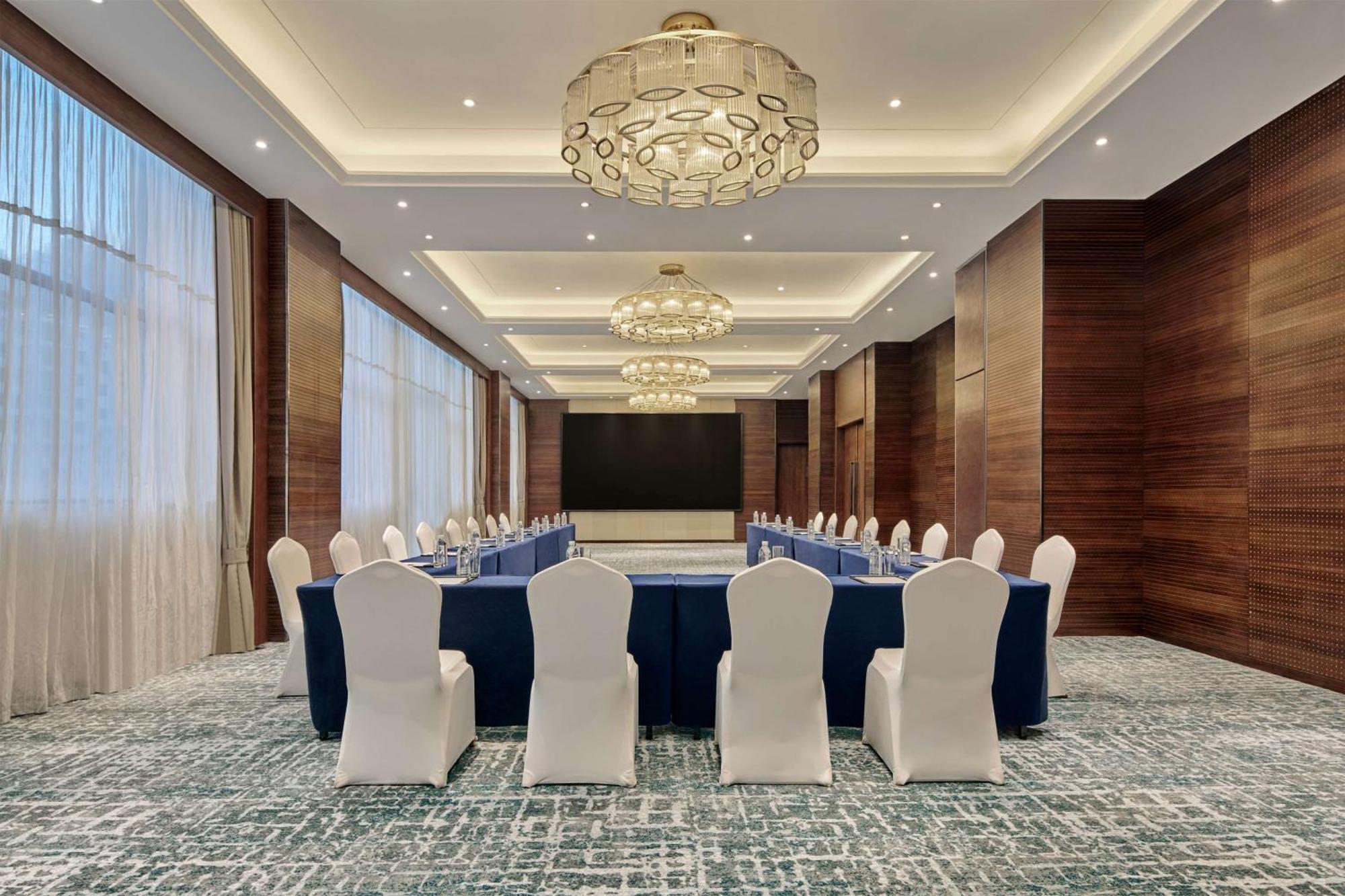 Hilton Garden Inn Wuhan Hankou Ngoại thất bức ảnh