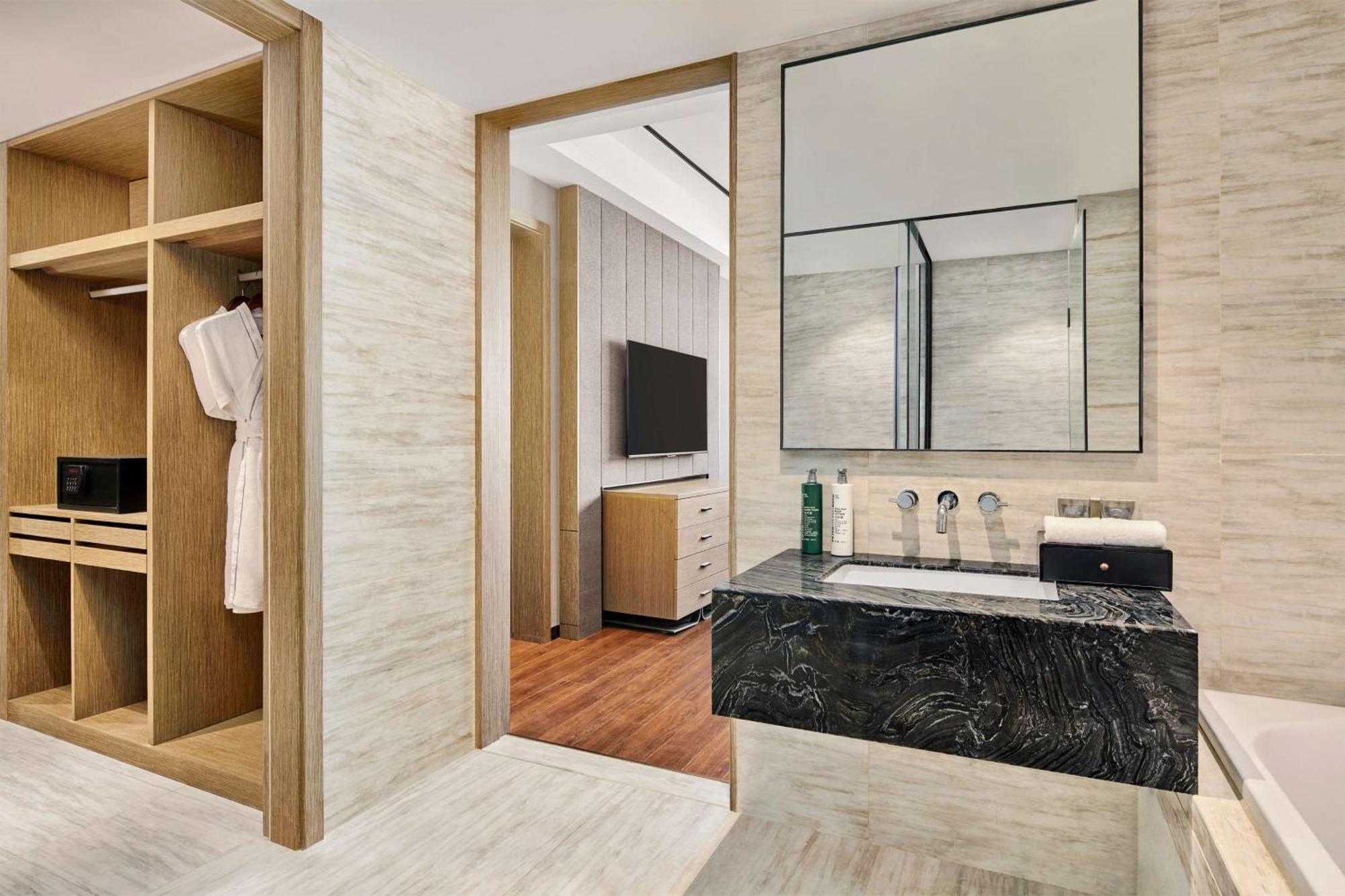 Hilton Garden Inn Wuhan Hankou Ngoại thất bức ảnh